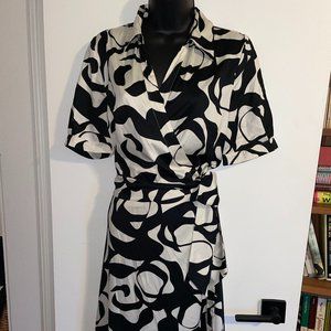 H&M Fit & Flare Wrap Dress Black and White Size 10